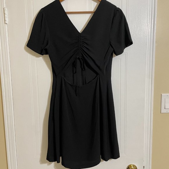 Club Monaco Lowcut Cut-Out V-Neck Dress - Picture 4 of 7